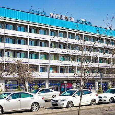 Turkestan Hotel Алма Ата Екстериор снимка